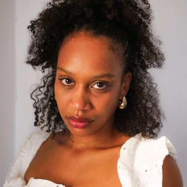 Lise T. - Freelance Voiceover Artist