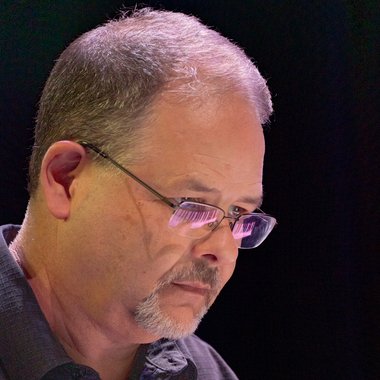 Tom R. - Freelance Writer