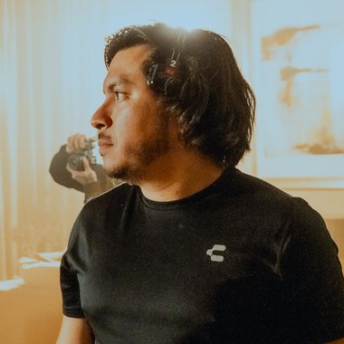 Eduardo S. - Freelance 1st Assistant Director