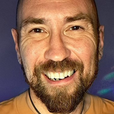 Daniel N. - Freelance Flyer Designer