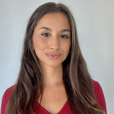 Gimena V. - Freelance Presenter