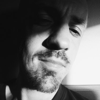 Stephen R. - Freelance Mixing Engineer