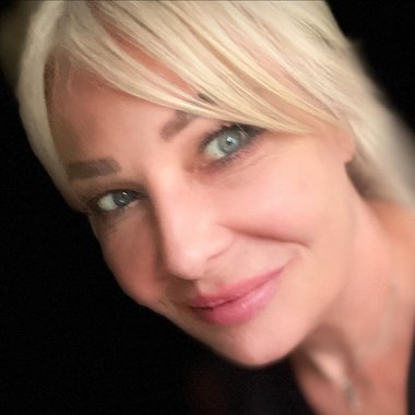 CARRIECOO - Freelance Voiceover Artist