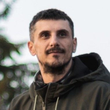 Iulian L. - Freelance Ui Designer