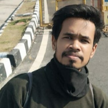 Ash i. - Freelance Graphic Designer