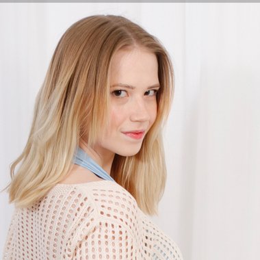 Megan S. - Freelance Singer