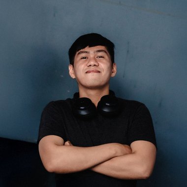 Janrenzo F. - Freelance Web Designer