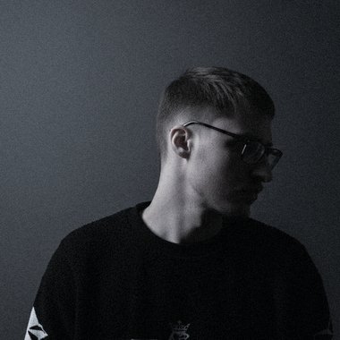 Mario J. - Freelance Mixing Engineer