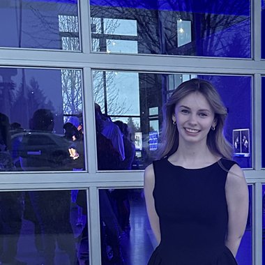 Vanessa G. - Freelance Web Designer