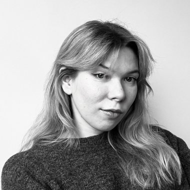 Agne V. - Freelance Presentation Designer