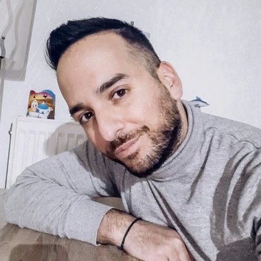 Nikos A. - Freelance Social Media Freelancer