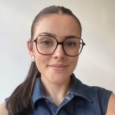 Lou D. - Freelance Content Creator