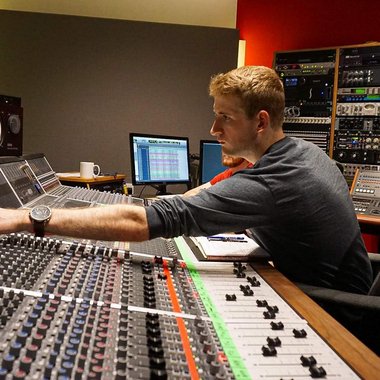 Cian R. - Freelance Podcast Editor