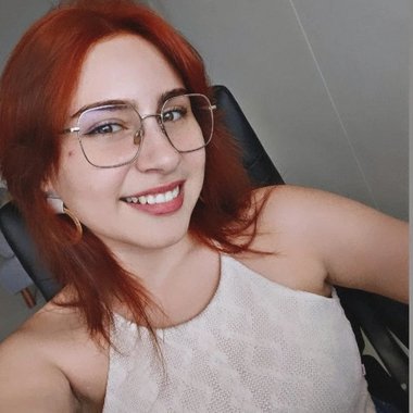 Luz G. - Freelance Front End Developer