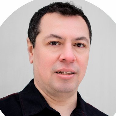 Moises S. - Freelance Content Producer