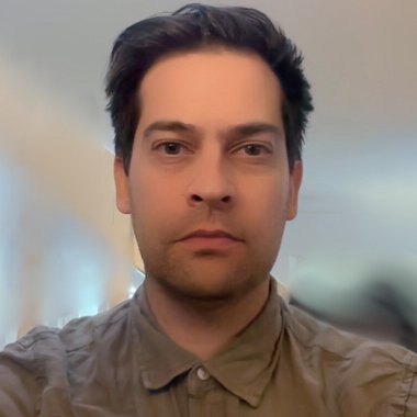 Carl J. - Freelance Social Media Freelancer