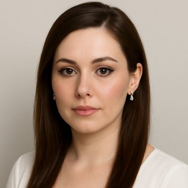 Elisa N. - Freelance 3d Designer