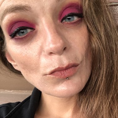 Theresa J. - Freelance Singer