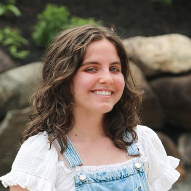 Rachel G. - Freelance Double Bassist