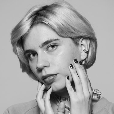 Olesia I. - Freelance Artist