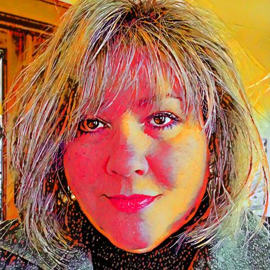 Meg W. - Freelance Artworker