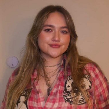 Niamh F. - Freelance Co Writer