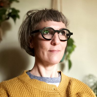 Carla R. - Freelance Art Director