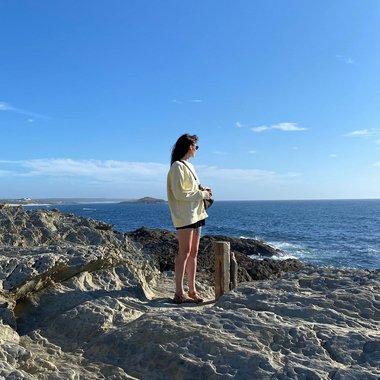 Yulianna Z. - Freelance Graphic Designer