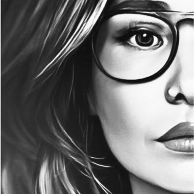 Leeloo M. - Freelance Creative Producer