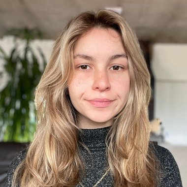 Martina V. - Freelance Illustrator