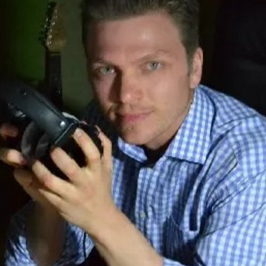 Illia V. - Freelance Mixing Engineer