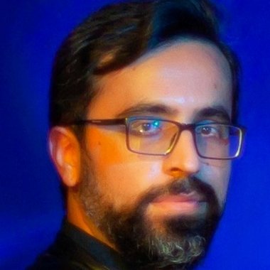 Mahmood D. - Freelance Web Developer