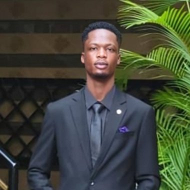 Fortune J. - Freelance Graphic Designer