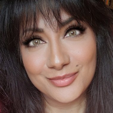 Andreane D. - Freelance Actress