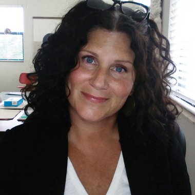 Allison S. - Freelance Brand Designer