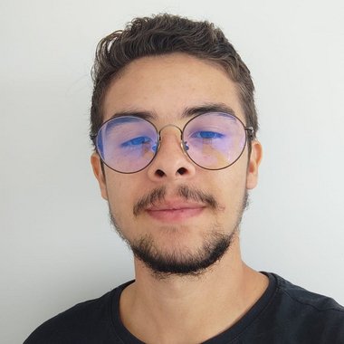 Caio V. - Freelance App Developer