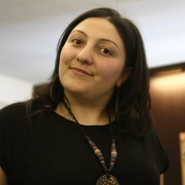 Nar123 - Freelance Designer