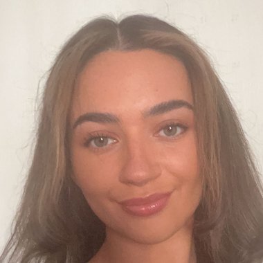 Alicia G. - Freelance Digital Marketer