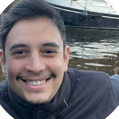 Igor P. - Freelance Designer