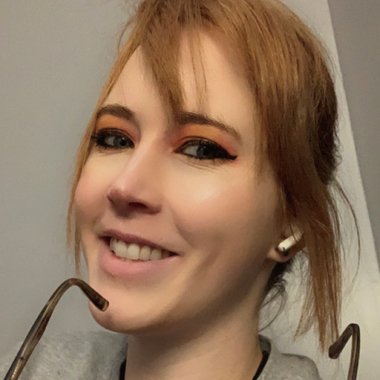 Kamie W. - Freelance Designer