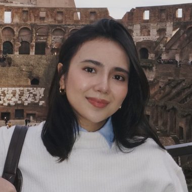 April Z. - Freelance Digital Marketer