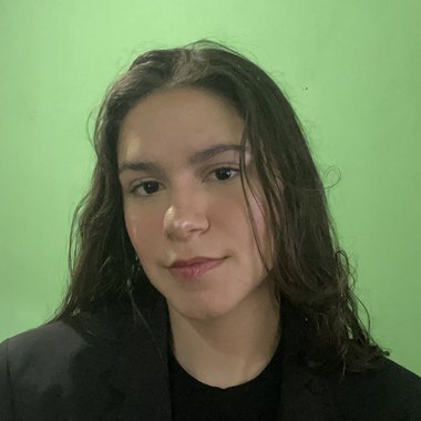 Isabella S. - Freelance Social Media Freelancer