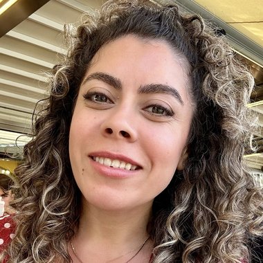 Souad D. - Freelance Designer