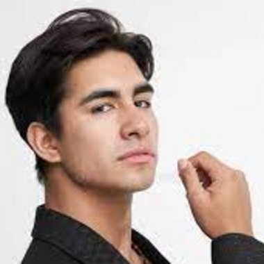 Sebastian S. - Freelance Web Developer