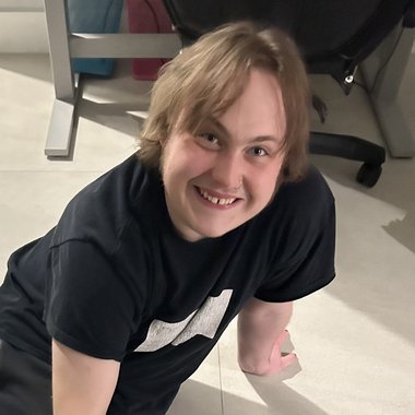 Clementine P. - Freelance Artist