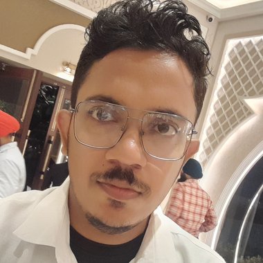 Karamveer240 - Freelance Background Designer