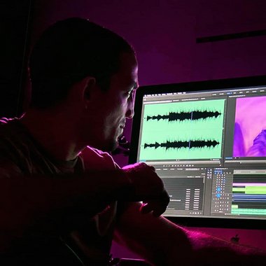 Anthony L. - Freelance Video Editor