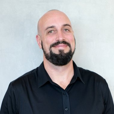 Teo C. - Freelance Graphic Designer