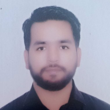 Ravi J. - Freelance Designer