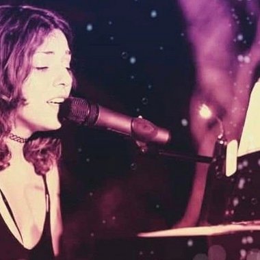 Fenia C. - Freelance Pianist